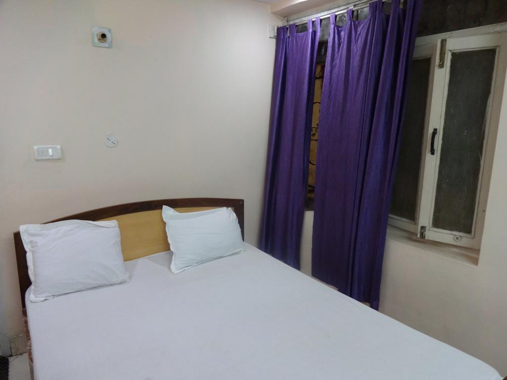 Ajatsatru Hotel คยา ห้อง รูปภาพ